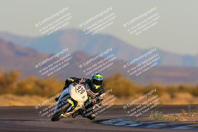 media/Jan-21-2023-CVMA (Sat) [[b9eef8ba1f]]/Race 13 500 Supersport-350 Supersport/